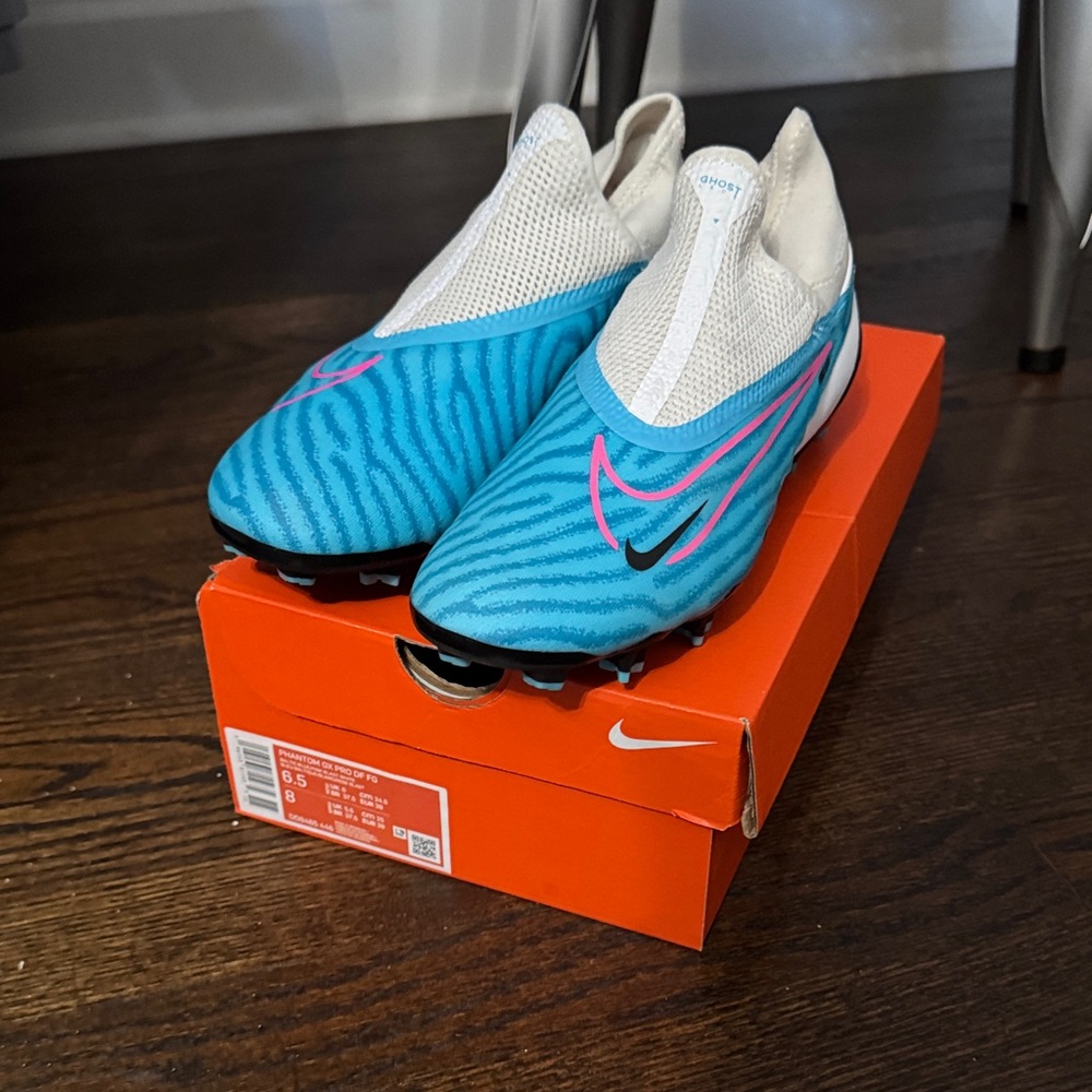 Nike Light Blue and Pink Slip-On Cleats